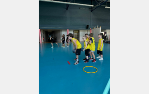 Atelier dans la salle d'activités